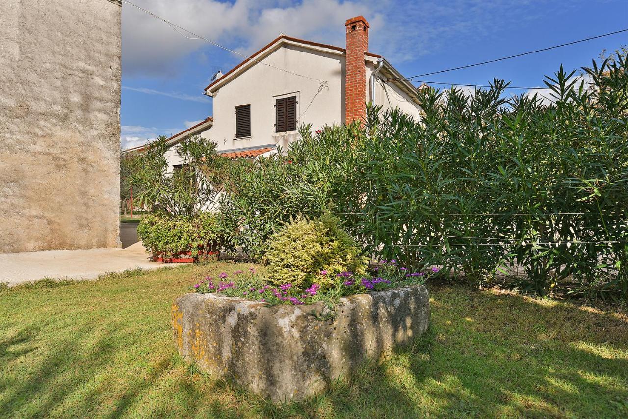Вилла House Monteci 1378 Galizana Экстерьер фото